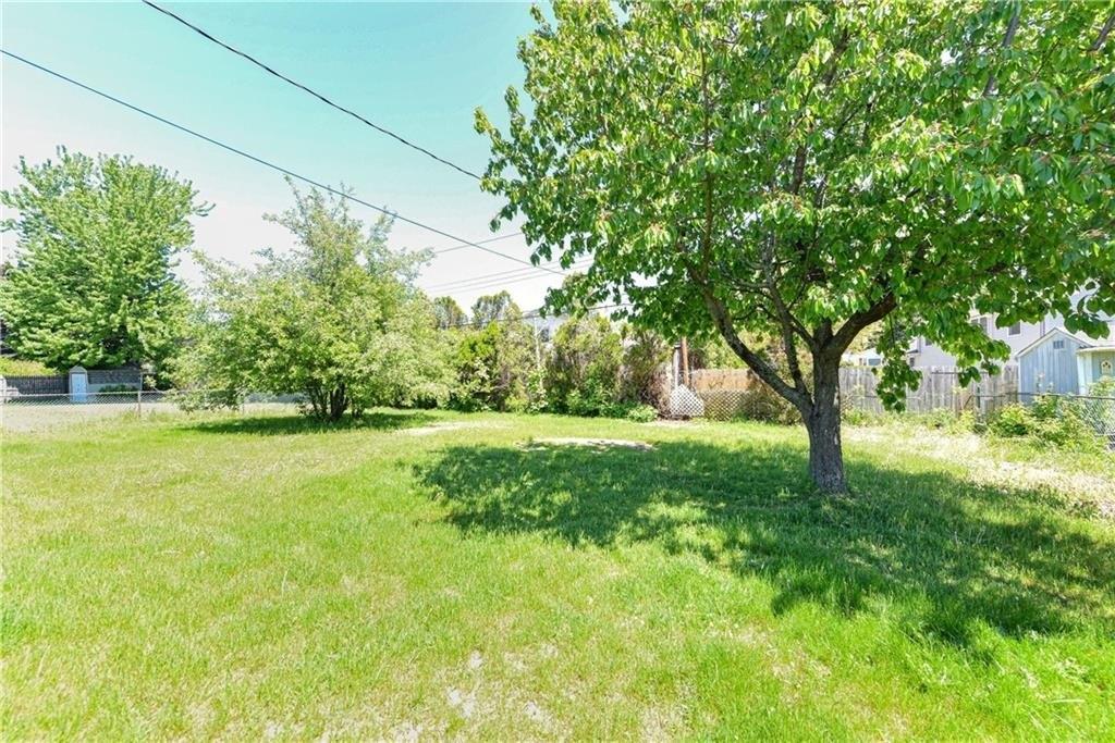 Bouckhart Ave, Rochester, NY 14622