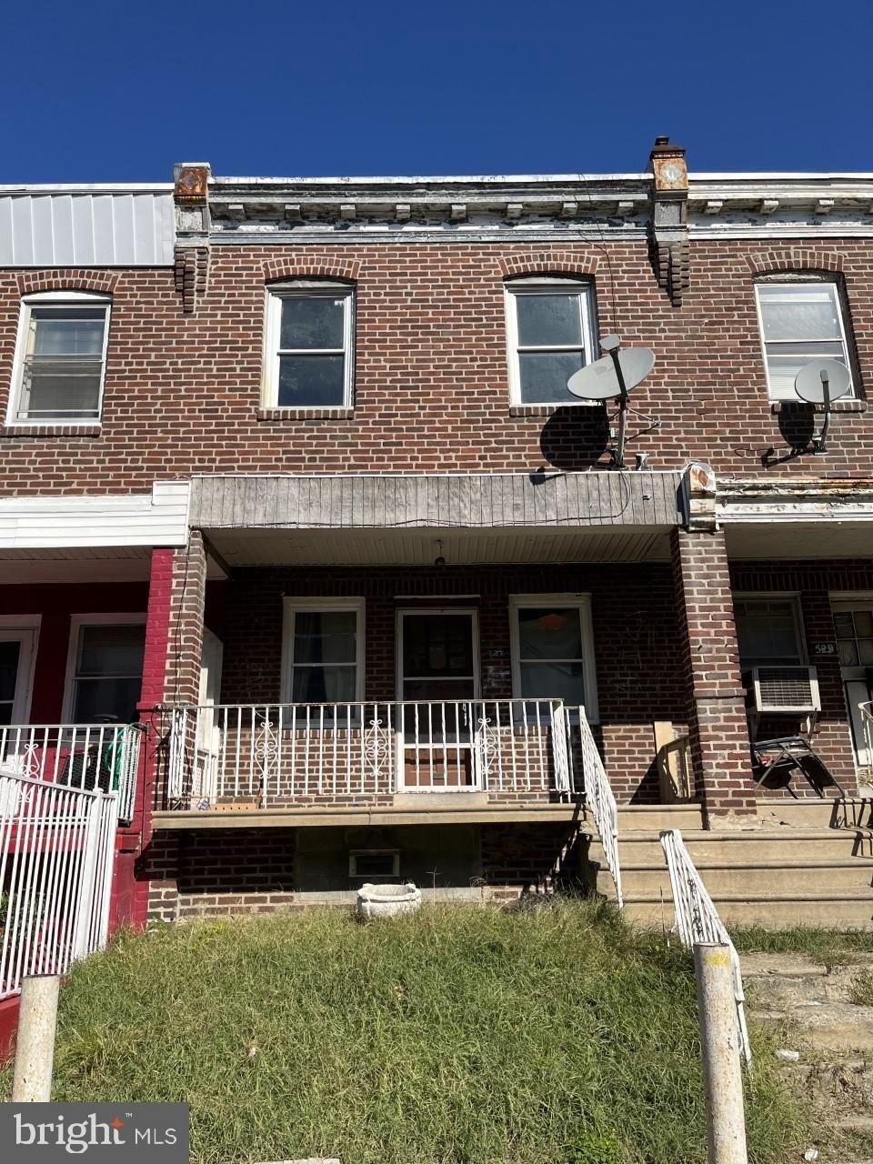 E Luray St, Philadelphia, PA 19120
