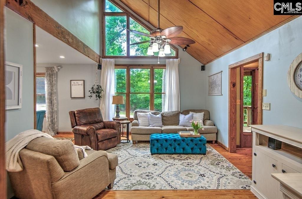 Meadowbrook Ln, Lexington, SC 29072