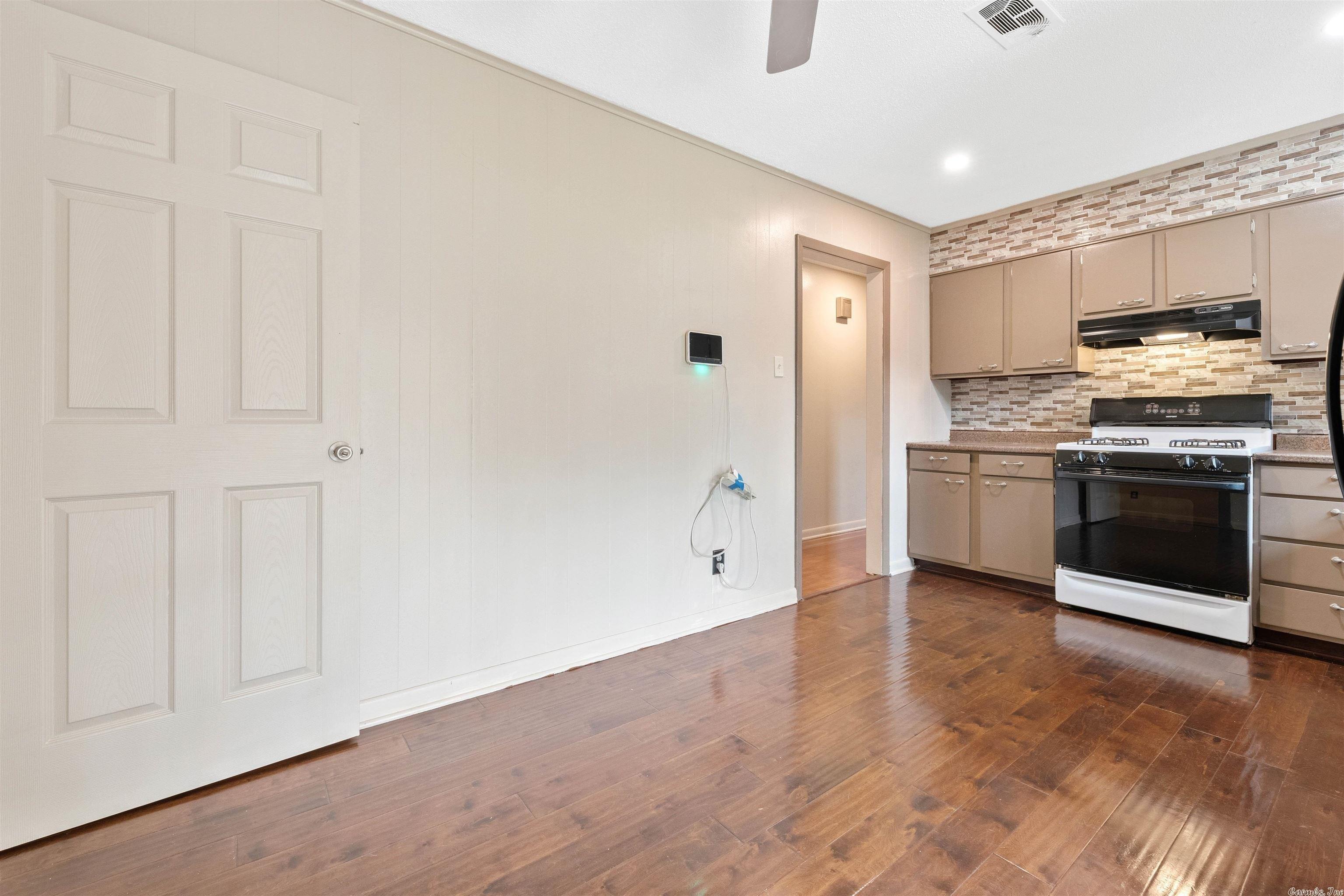 Oak Grove Ln, Little Rock, AR 72209
