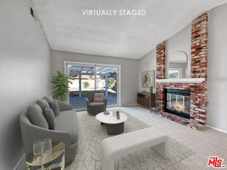 31st St W, Lancaster, CA 93536