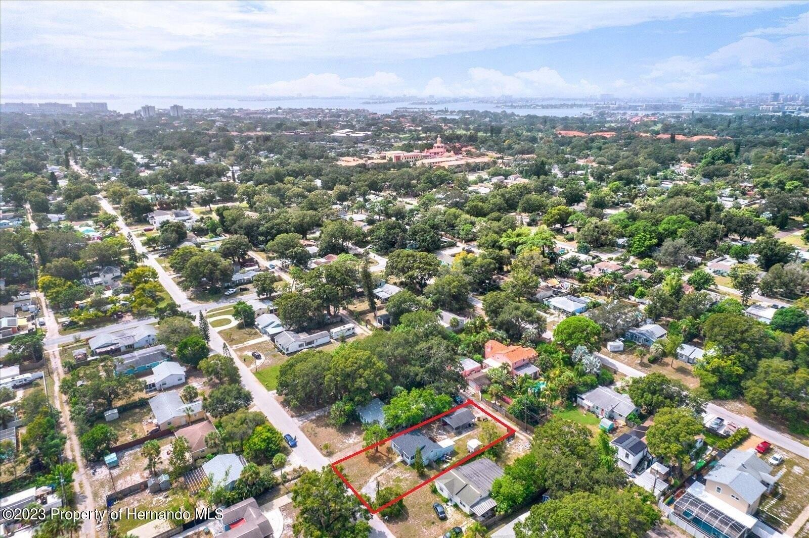 Gray St S, Gulfport, FL 33707