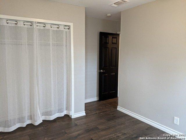 Bayliss St, San Antonio, TX 78233