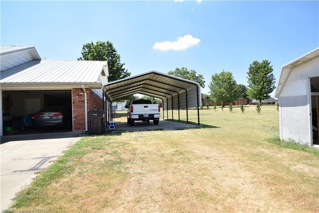E Willow Dr, Stigler, OK 74462