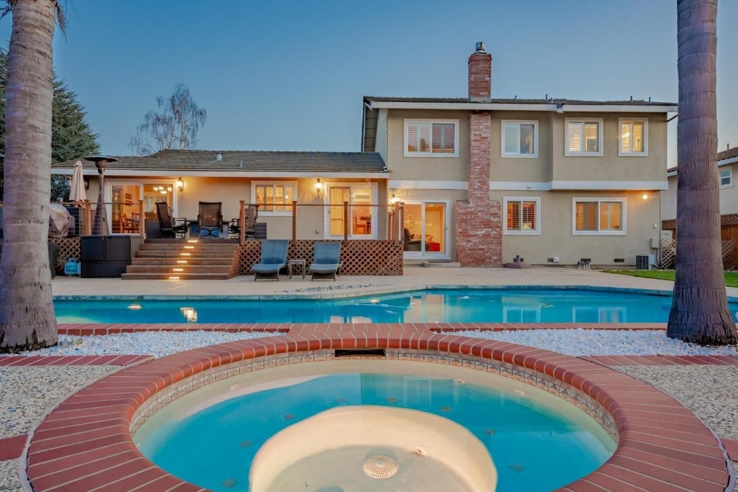 Grand Meadow Ln, San Jose, CA 95135