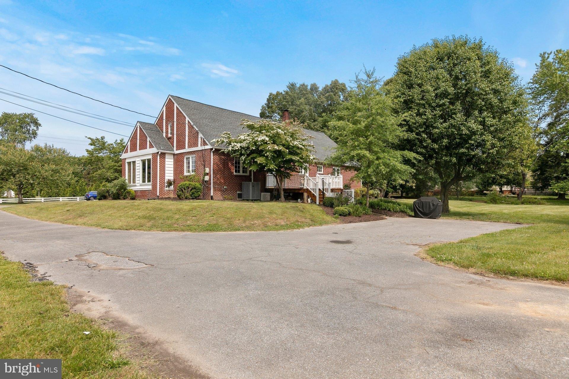 Washington Ave, La Plata, MD 20646