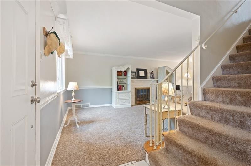 Haverhill Rd, Pittsburgh, PA 15228