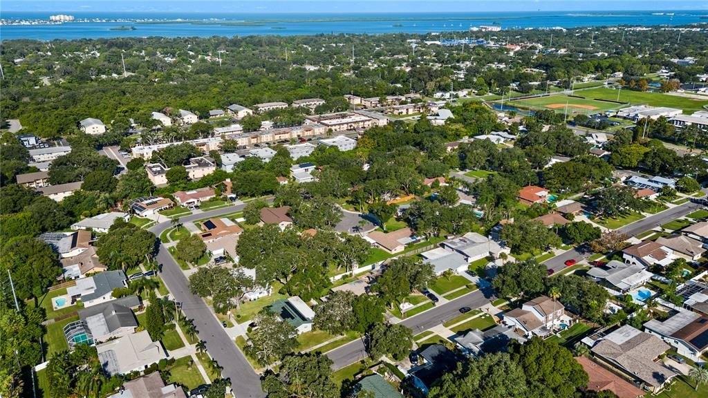 S Ridgelane Cir, Clearwater, FL 33755