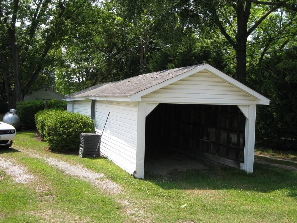 Deans St, Bailey, NC 27807