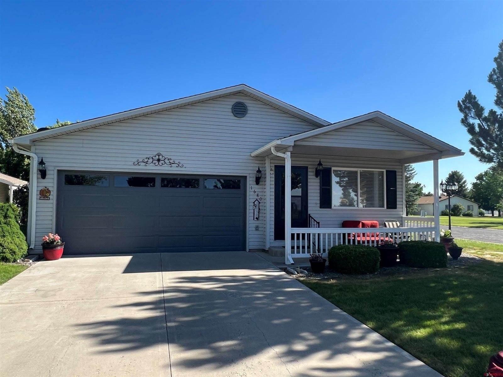 Amador Ct, Montrose, CO 81401