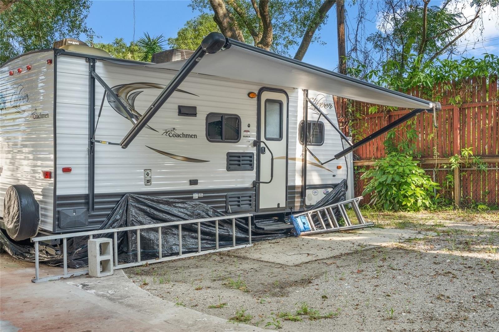 N Navin Ave, Tampa, FL 33604