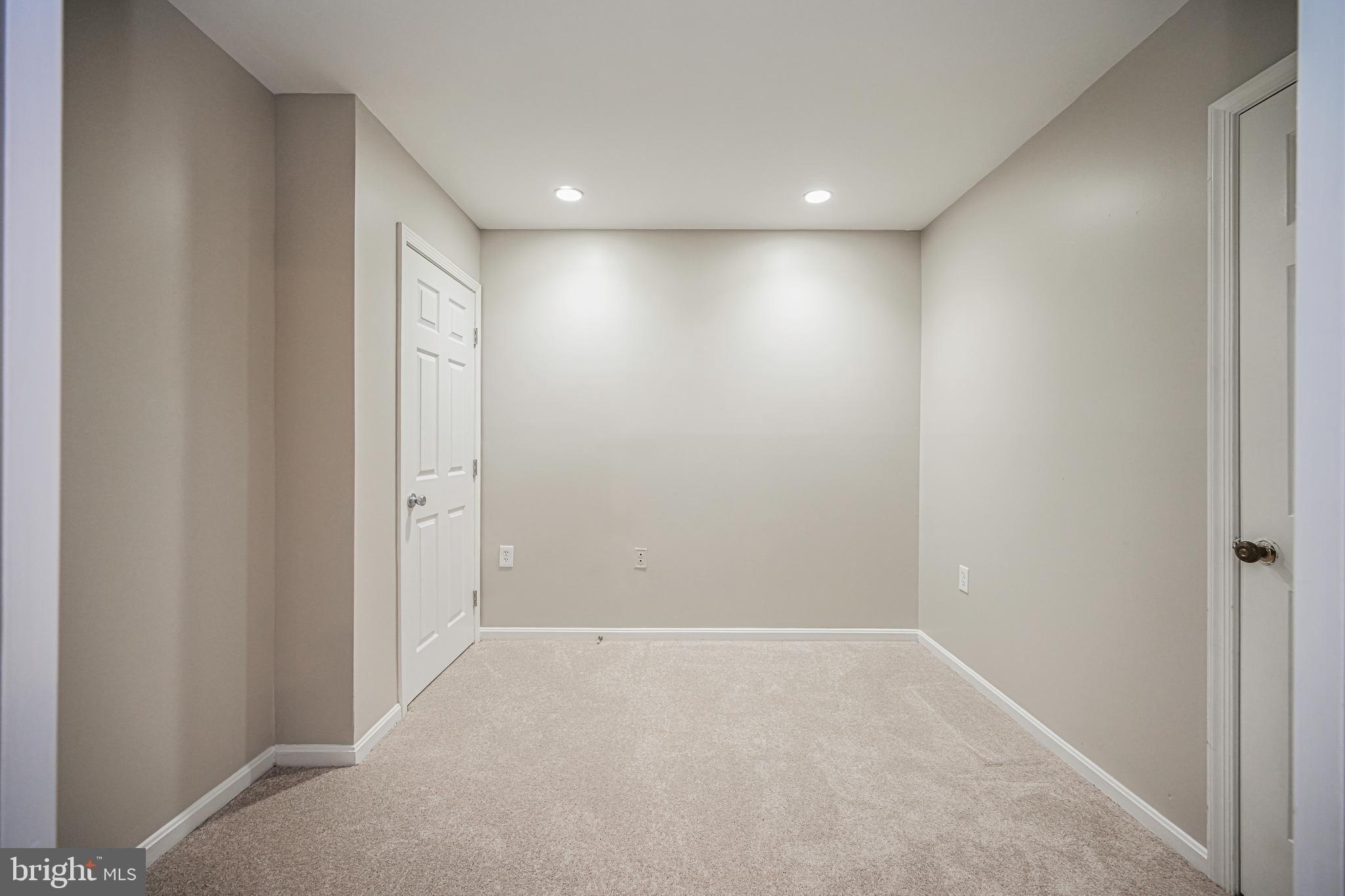 Cabot Ridge Ct, Fairfax, VA 22032