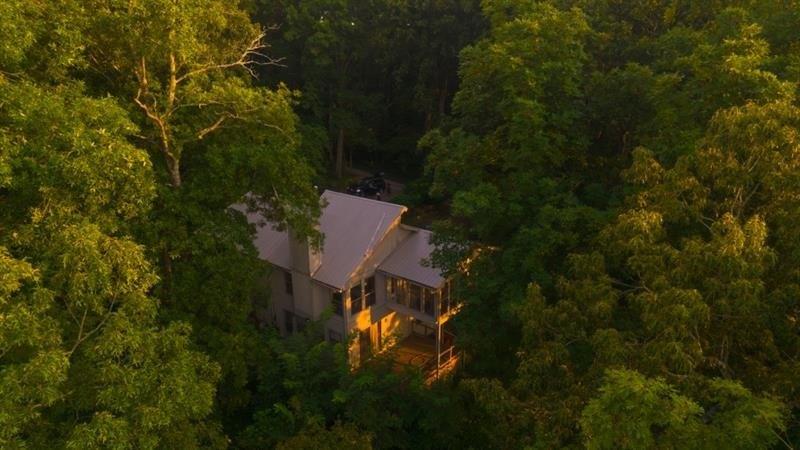 Peninsula Dr, Gainesville, GA 30506