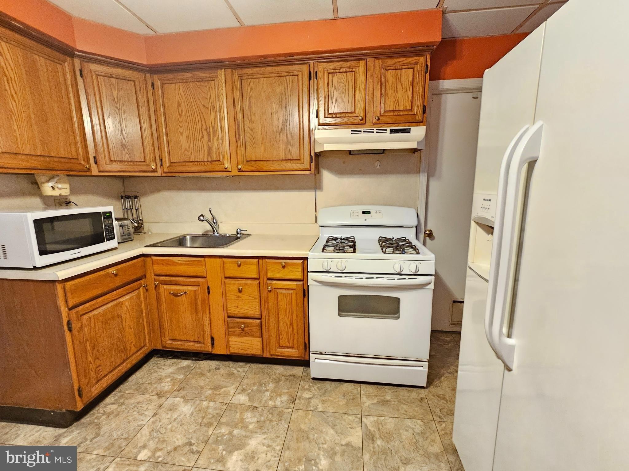 Peterson Blvd, Woodbury, NJ 08096