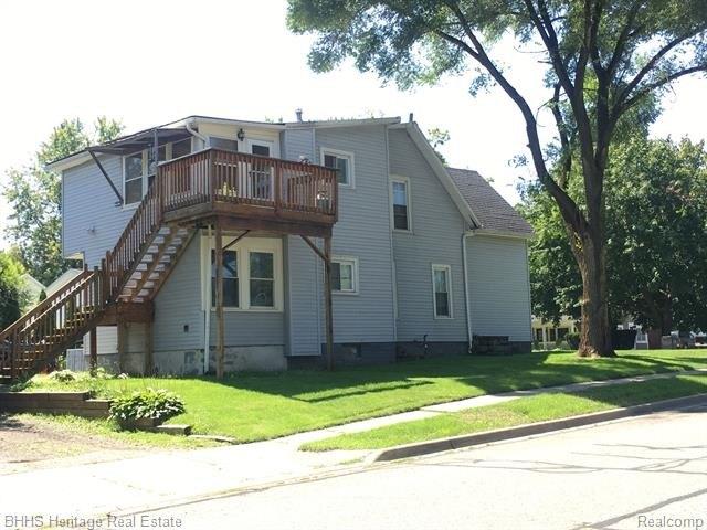 Alger St, Howell, MI 48843