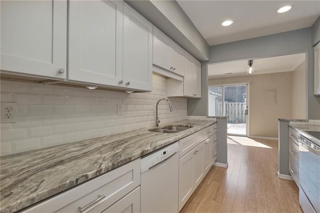 Welch Cir, Virginia Beach, VA 23452