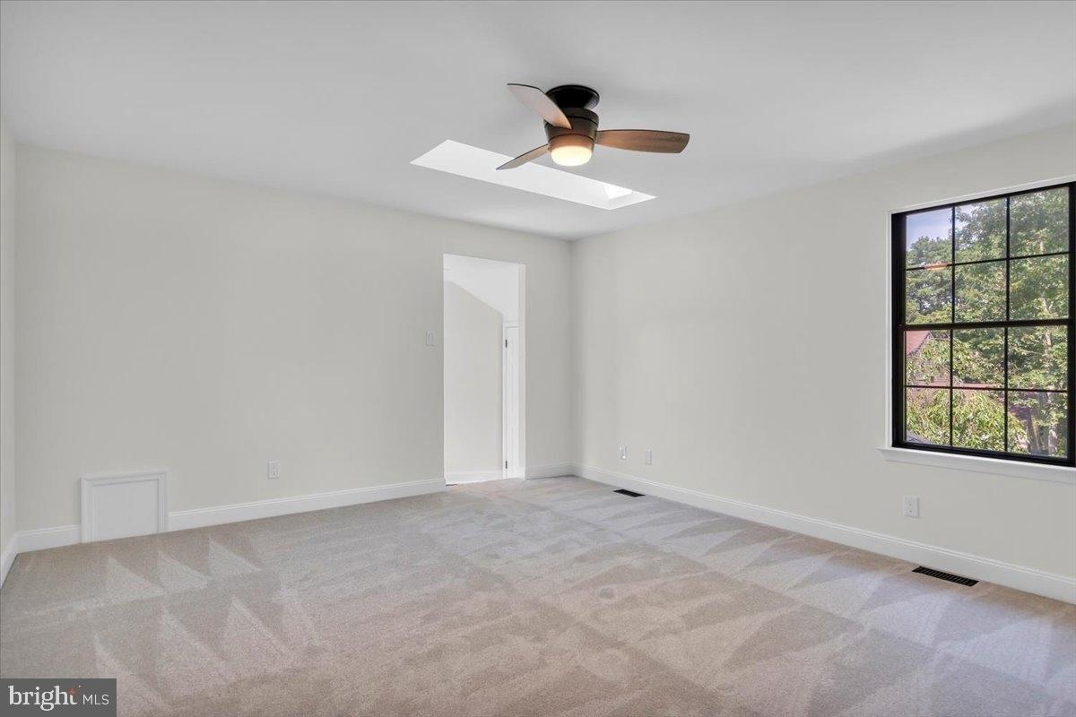 Burnham Ln, Voorhees, NJ 08043