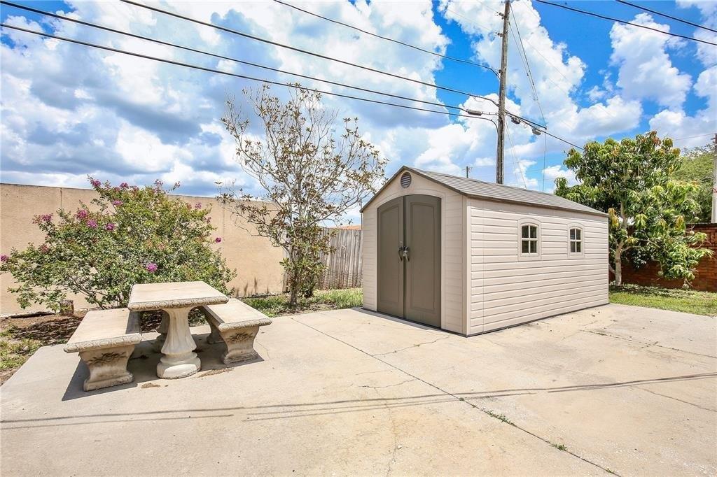 Darden Ave, Belle Isle, FL 32812