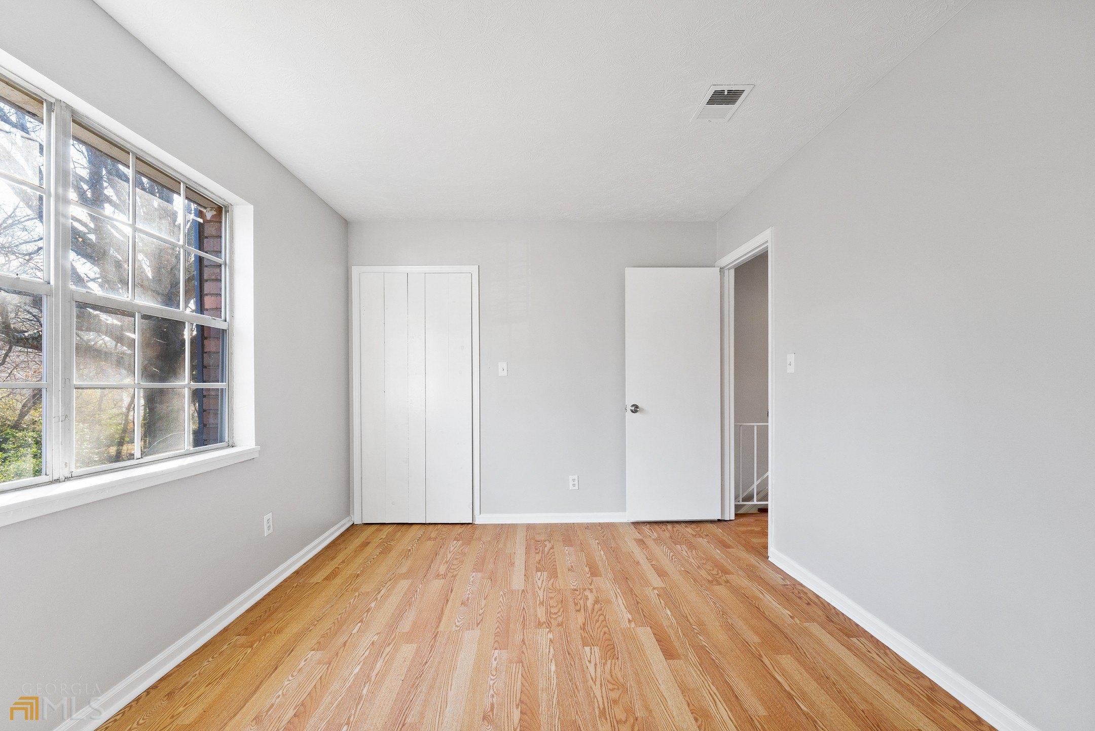 Stratford Ln, Morrow, GA 30260