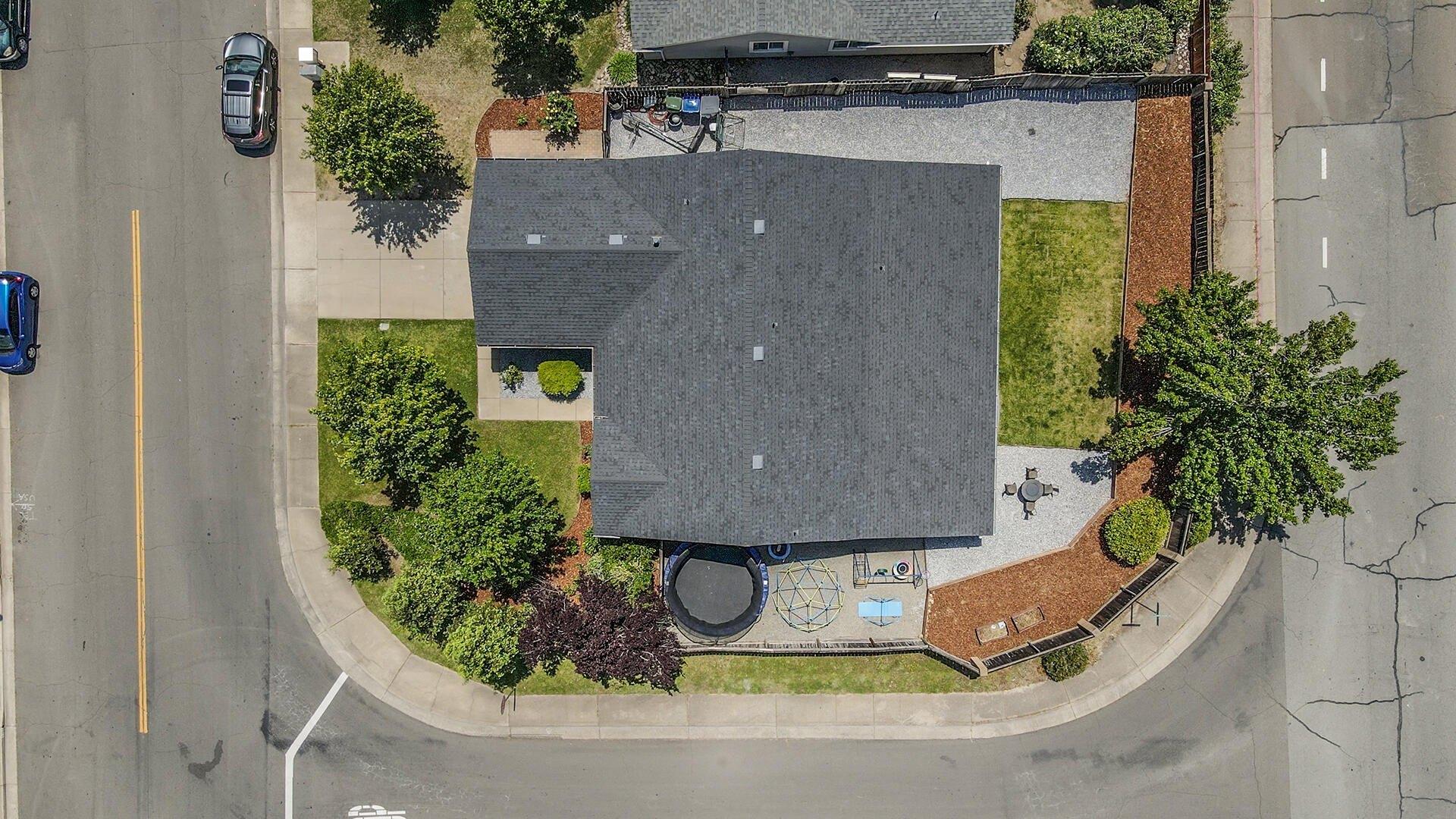 Grouse Dr, Redding, CA 96003