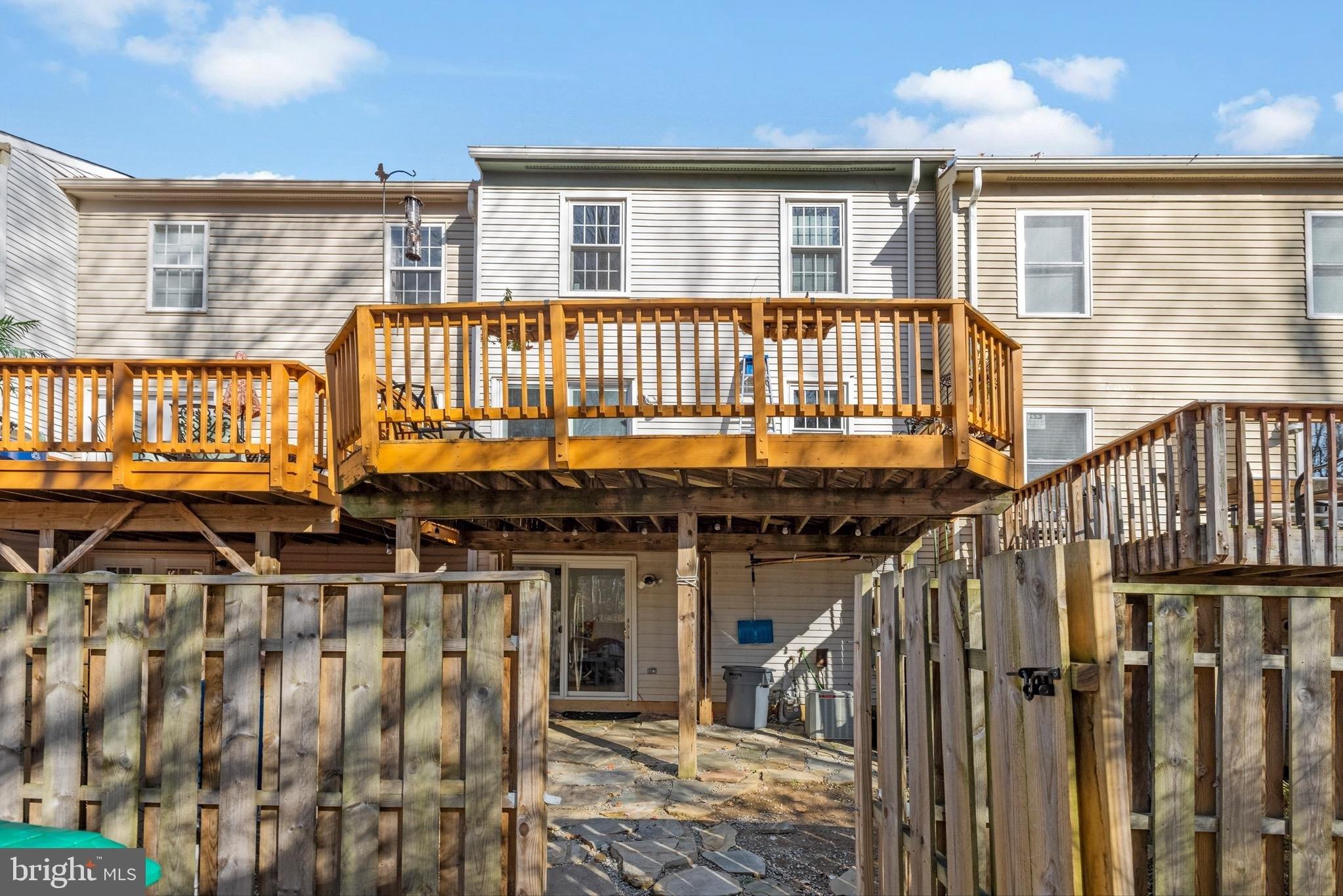 Fox Glove Ct, Woodbridge, VA 22193