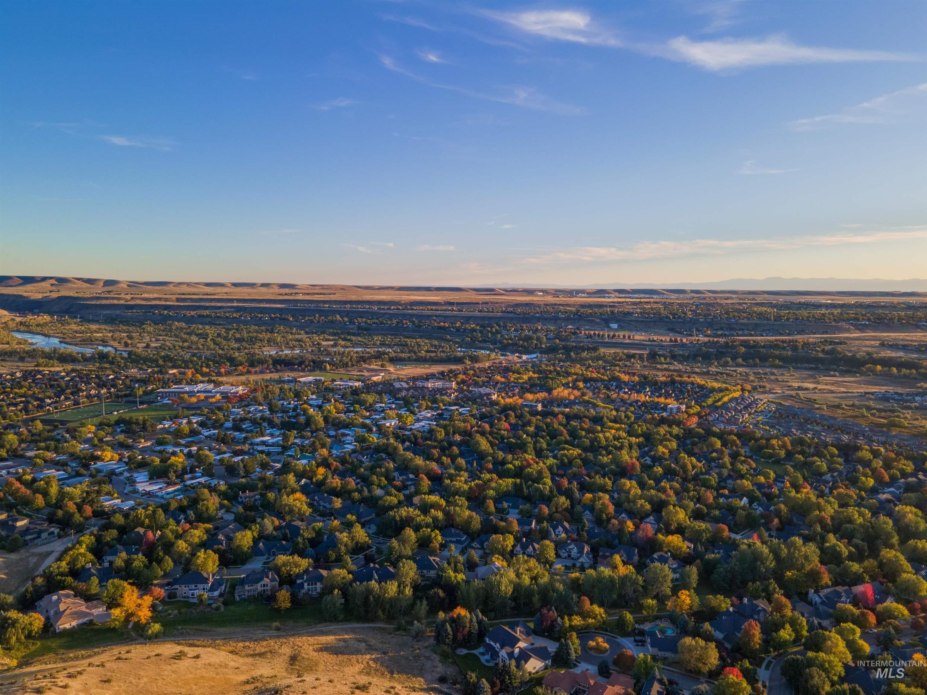 E Marmount Ct, Boise, ID 83716