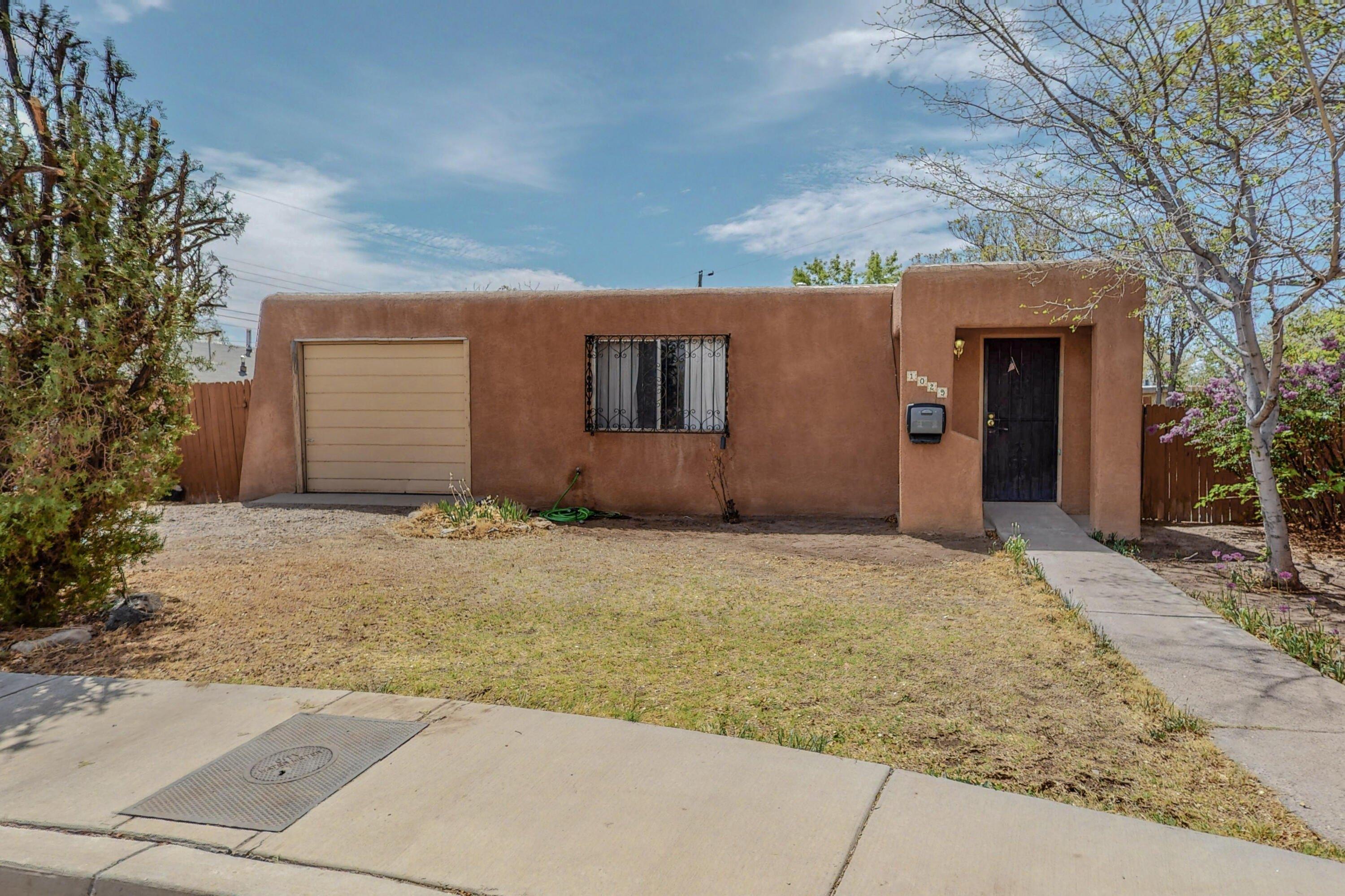 Lynch Ct Nw, Albuquerque, NM 87104