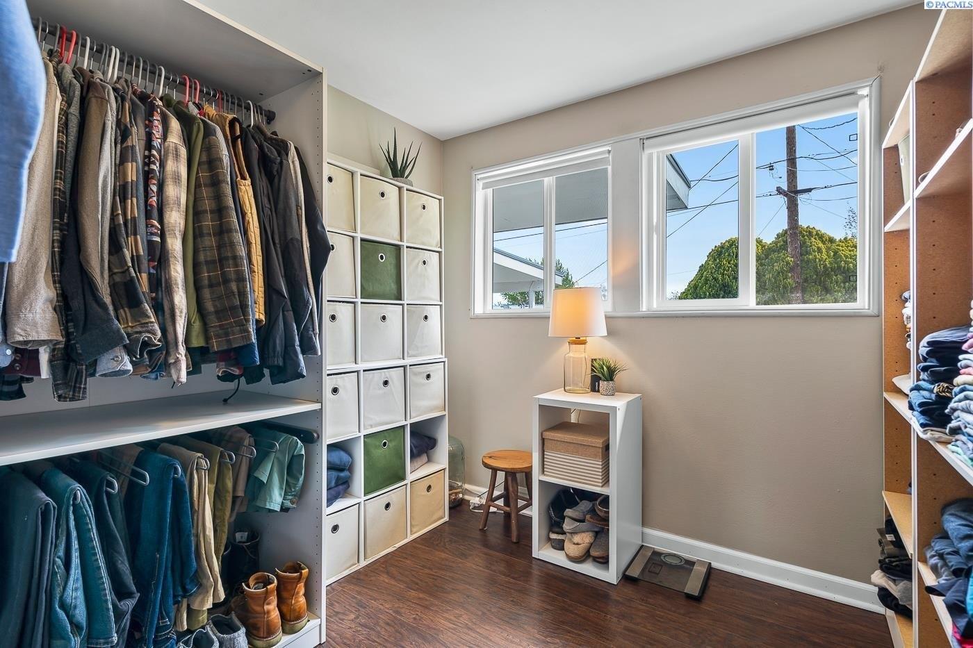 Sanford Ave, Richland, WA 99354