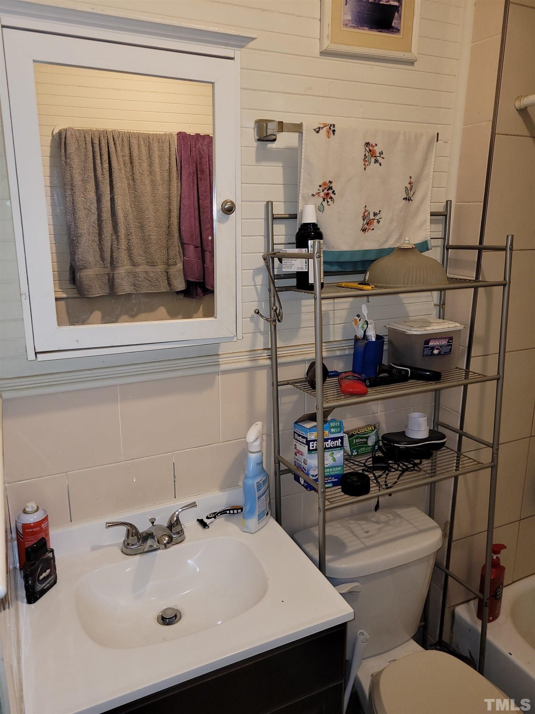 Cub Creek Rd, Durham, NC 27704