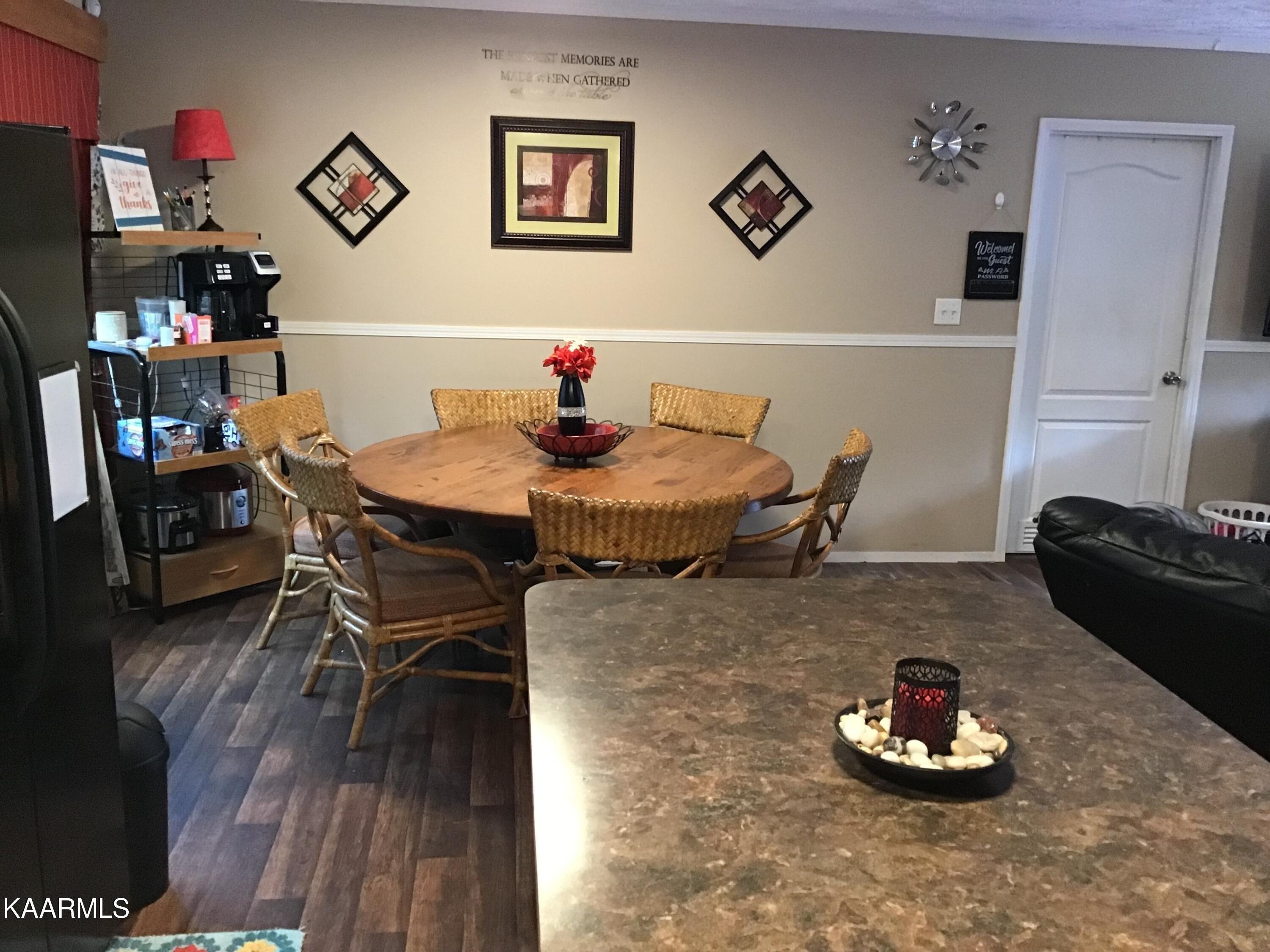 Bays Mountain Rd, Knoxville, TN 37920