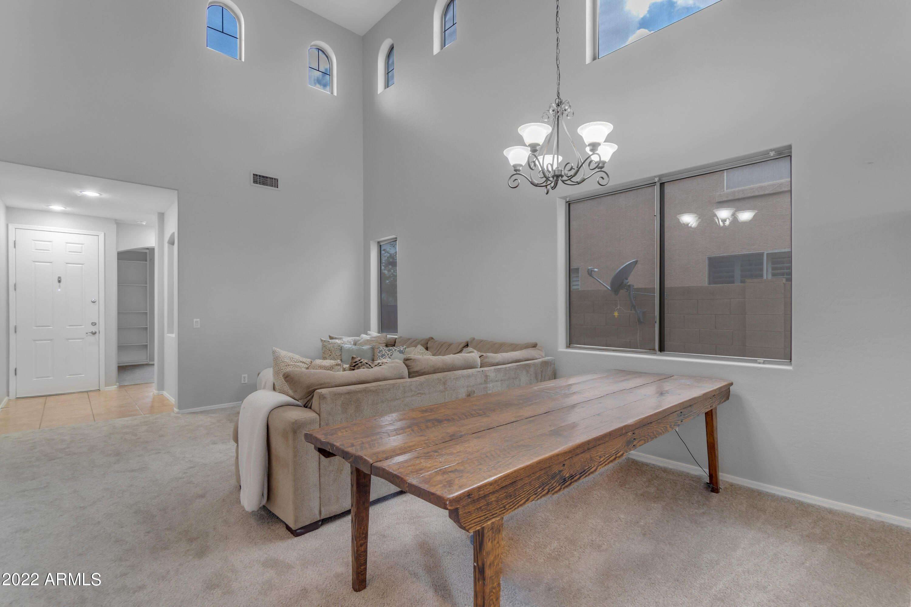 E Turnberry Dr, Gilbert, AZ 85298