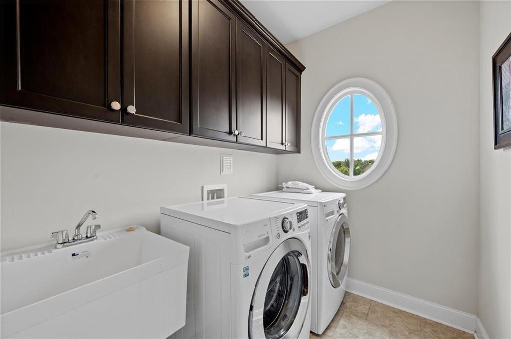 Bellmoore Park Ln, Johns Creek, GA 30097