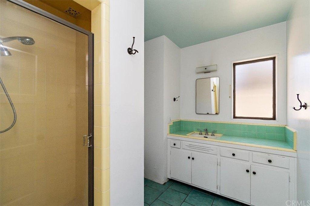 N Country Club Ln, Long Beach, CA 90807