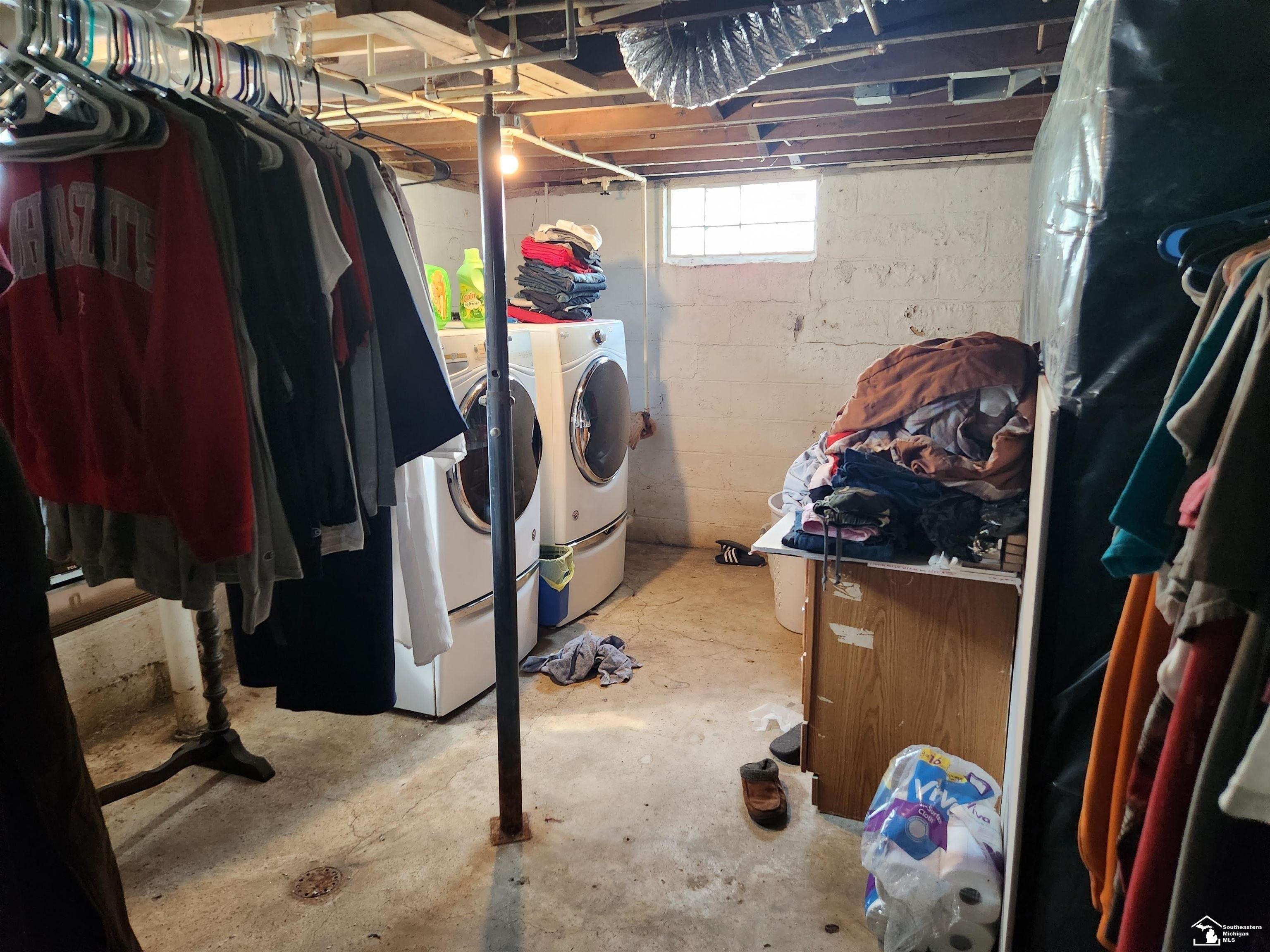 Half St, Monroe, MI 48161