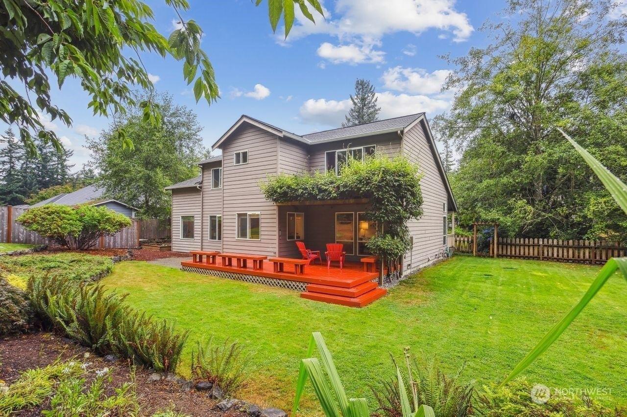 Brixton Pl, Poulsbo, WA 98370
