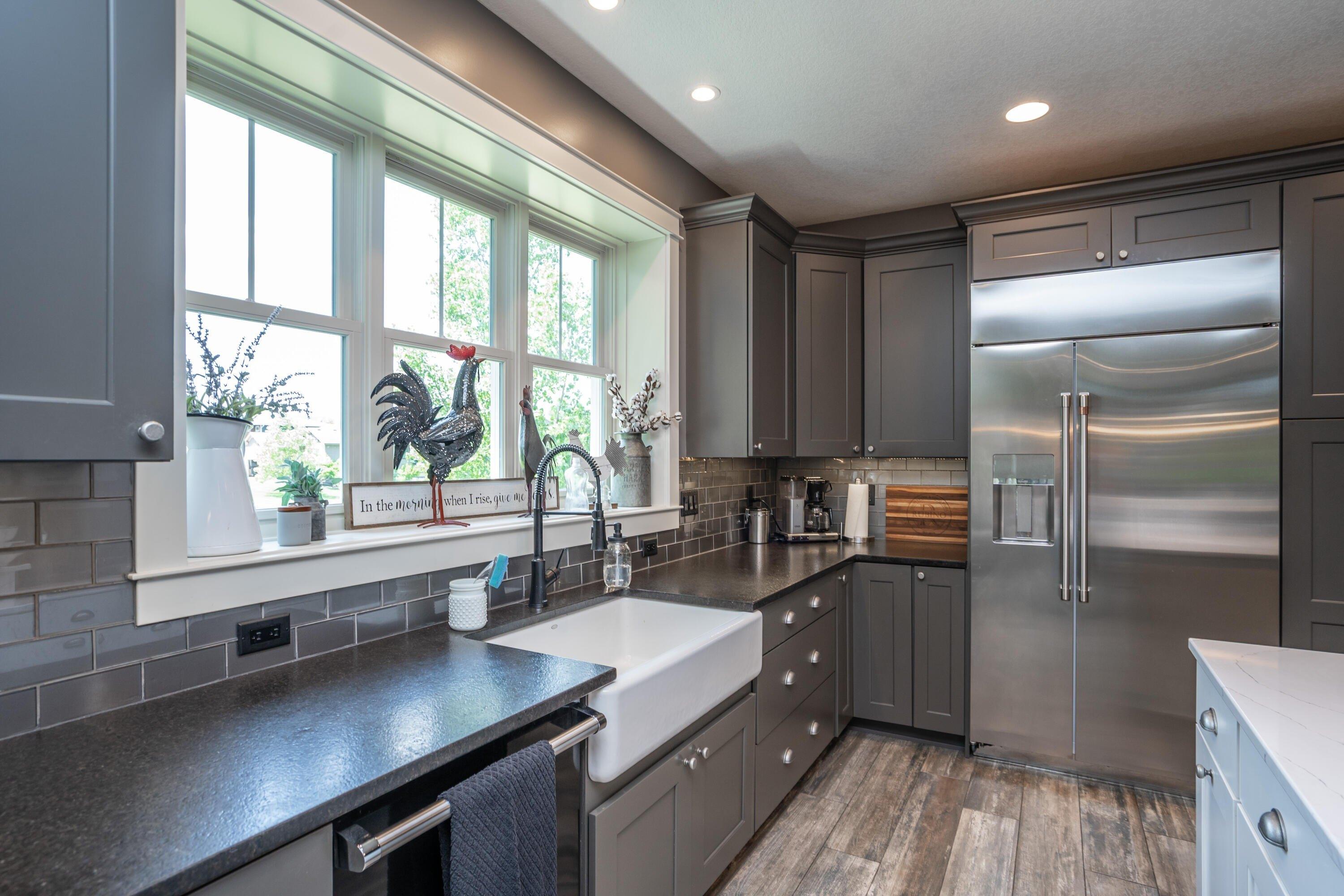 150th St, Urbandale, IA 50323