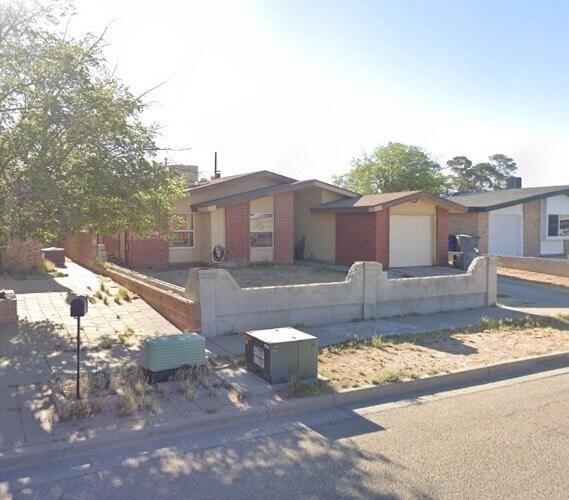 Racoon Dr, El Paso, TX 79924