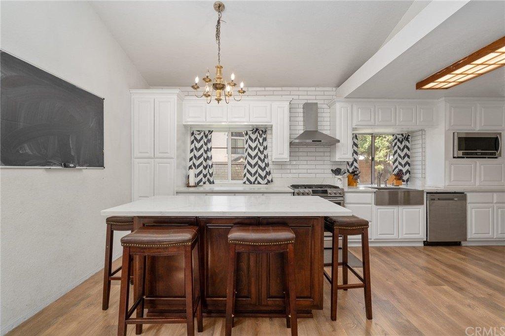 Huntington St, Fontana, CA 92336