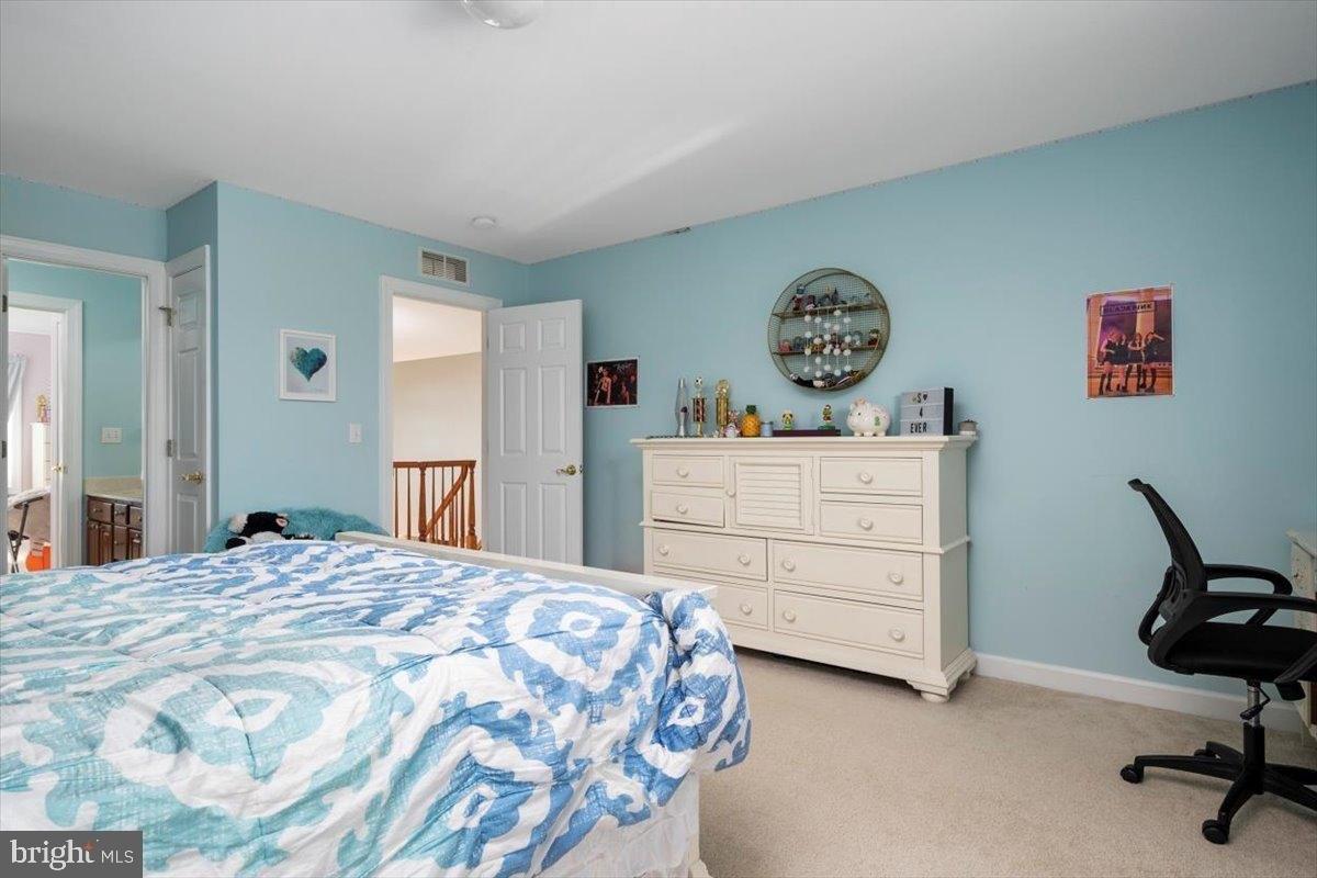 Old Line Dr, Centreville, MD 21617
