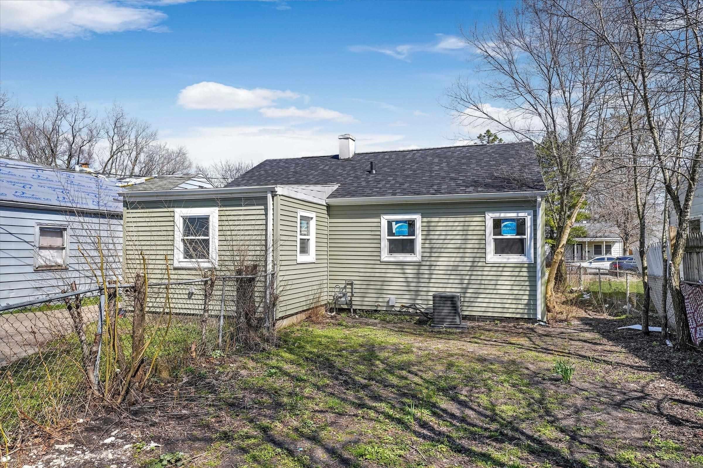 N Kenmore St, South Bend, IN 46619