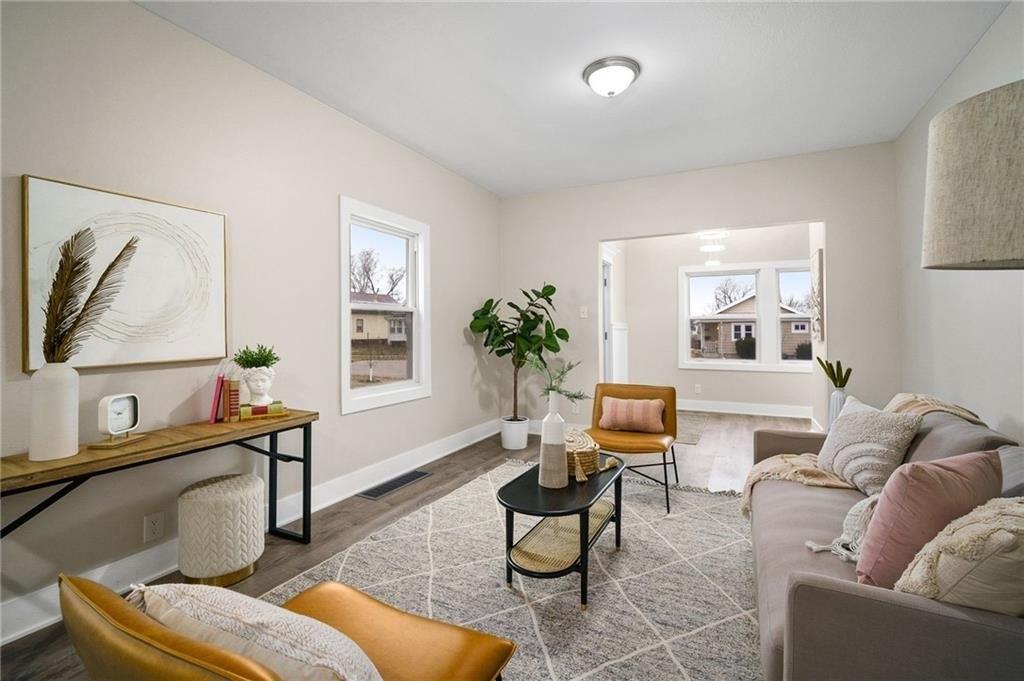 2nd St, West Des Moines, IA 50265
