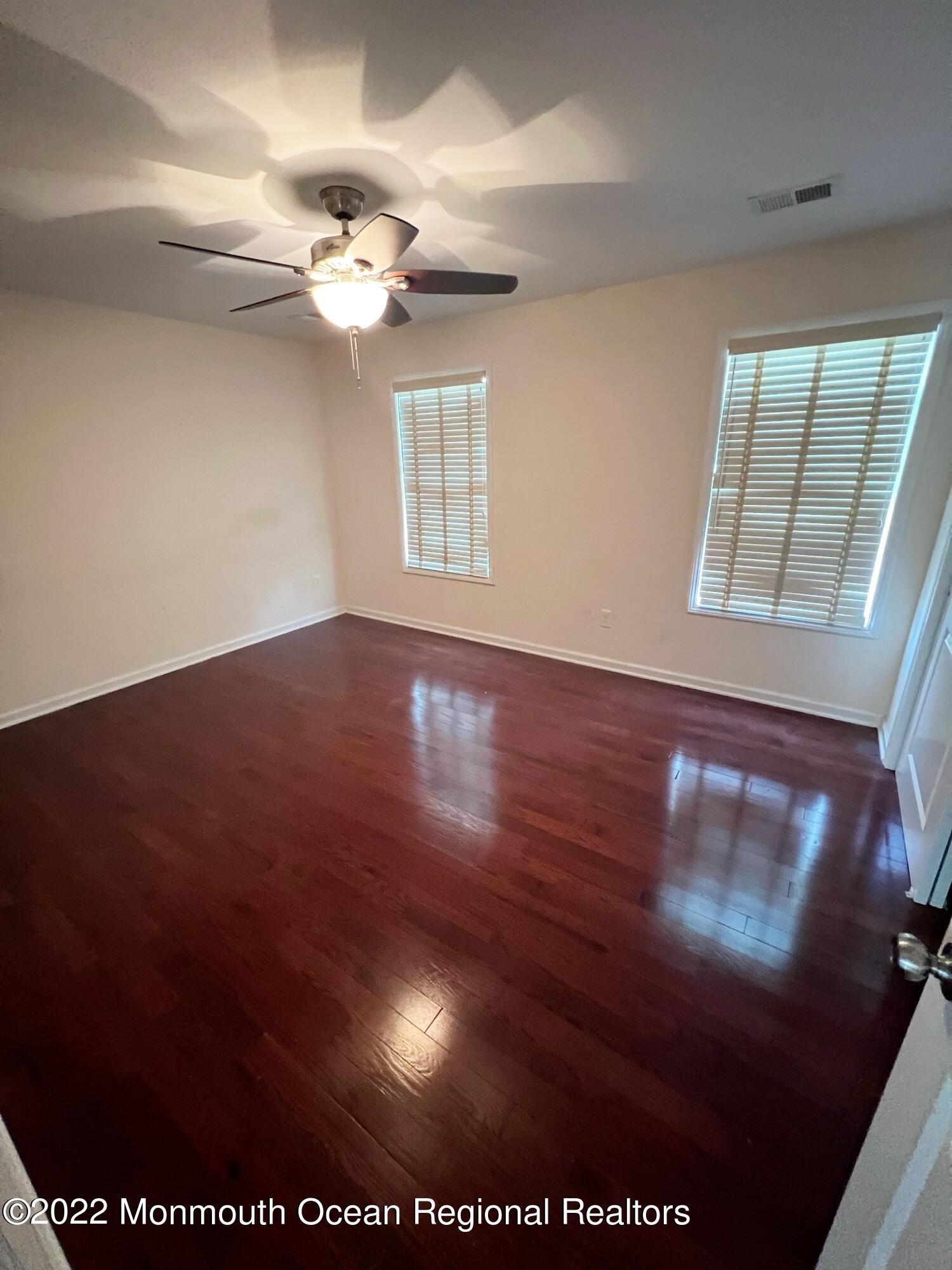 Ryers Ln, Matawan, NJ 07747