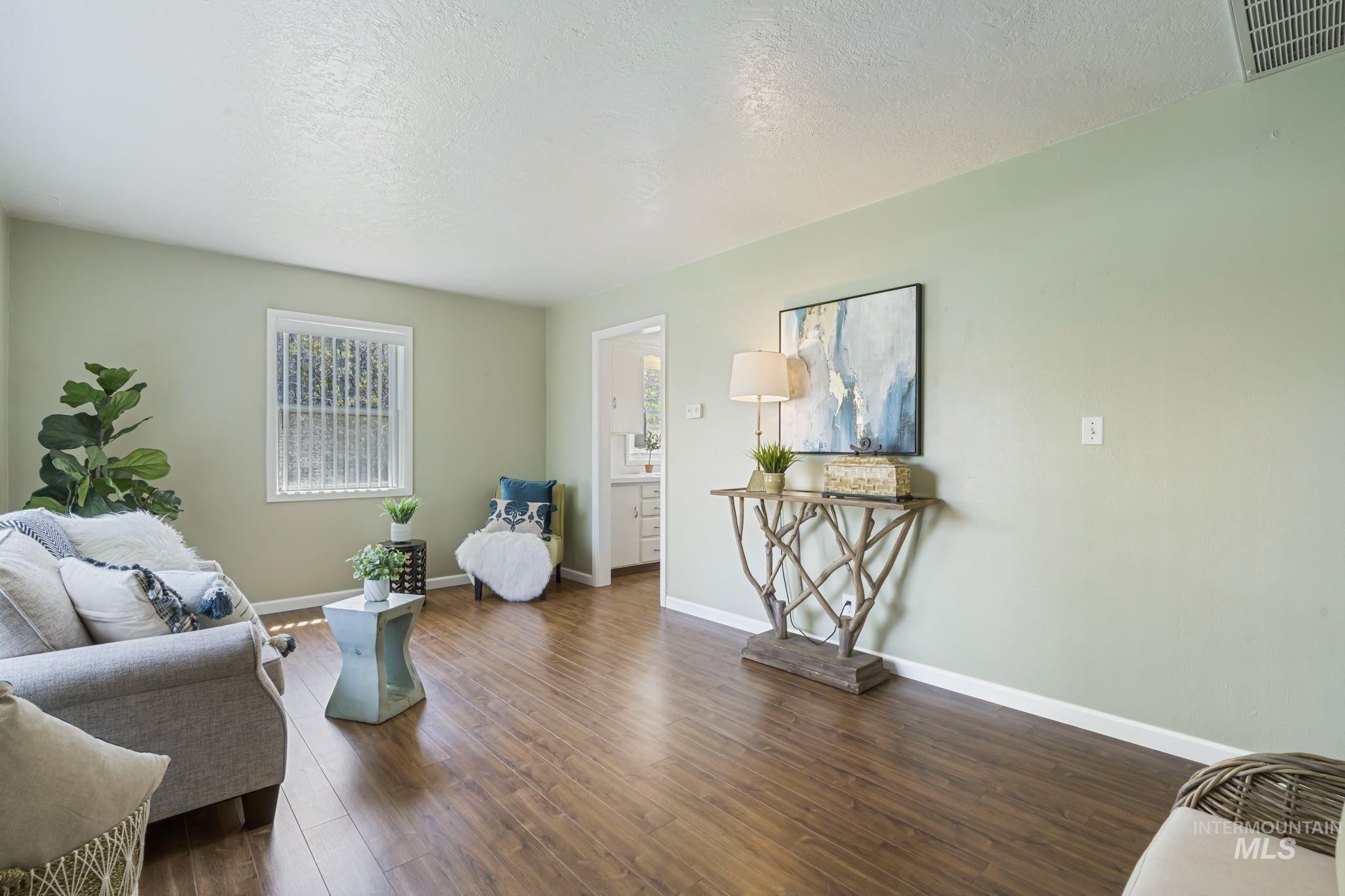 S Phillippi St, Boise, ID 83705
