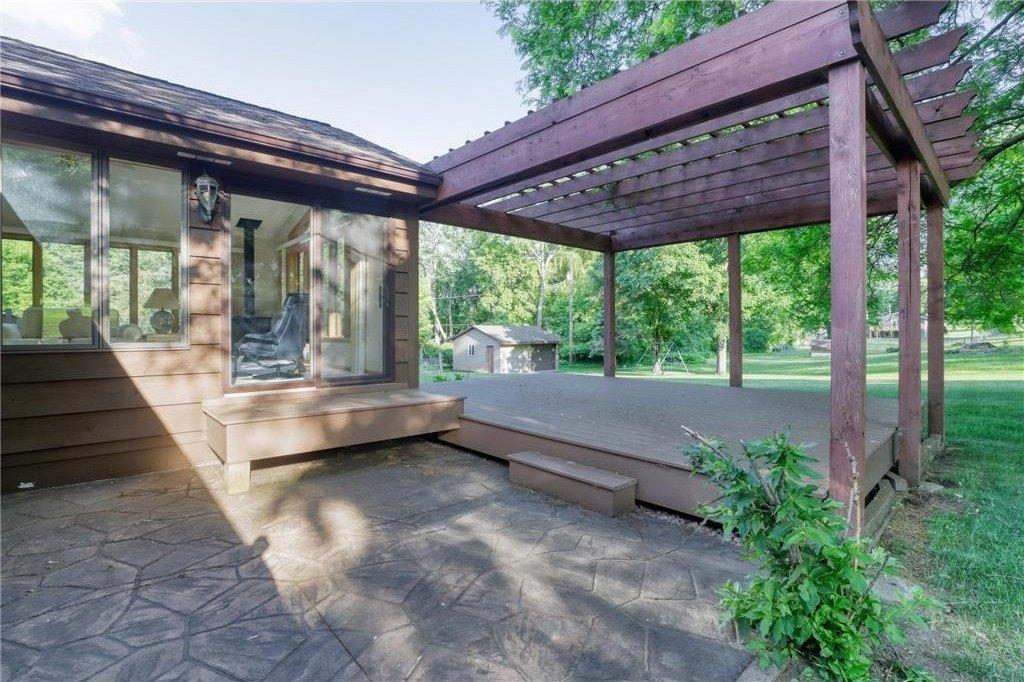 Clear View Dr, Minnetonka, MN 55345