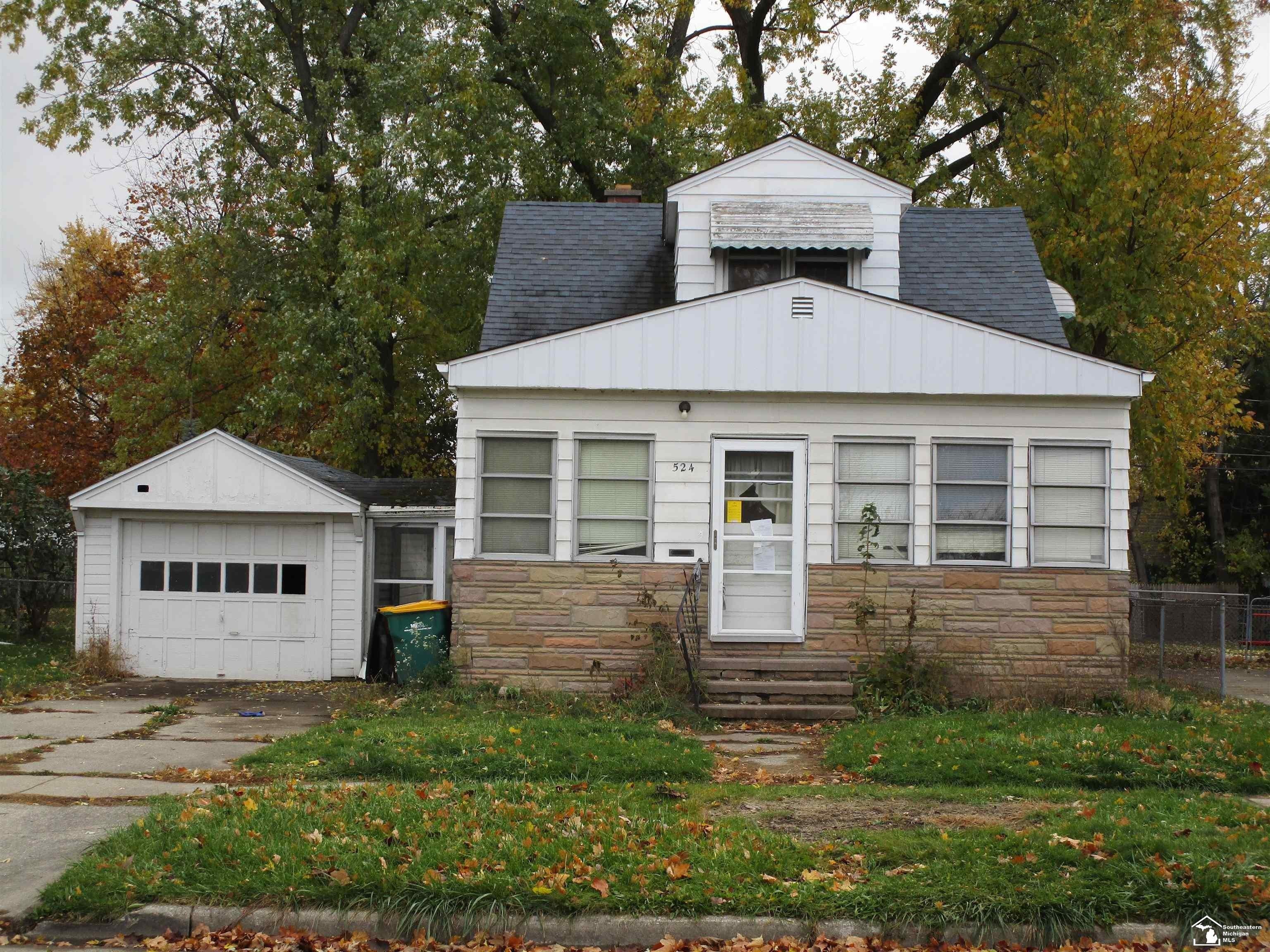 N Roessler St, Monroe, MI 48162