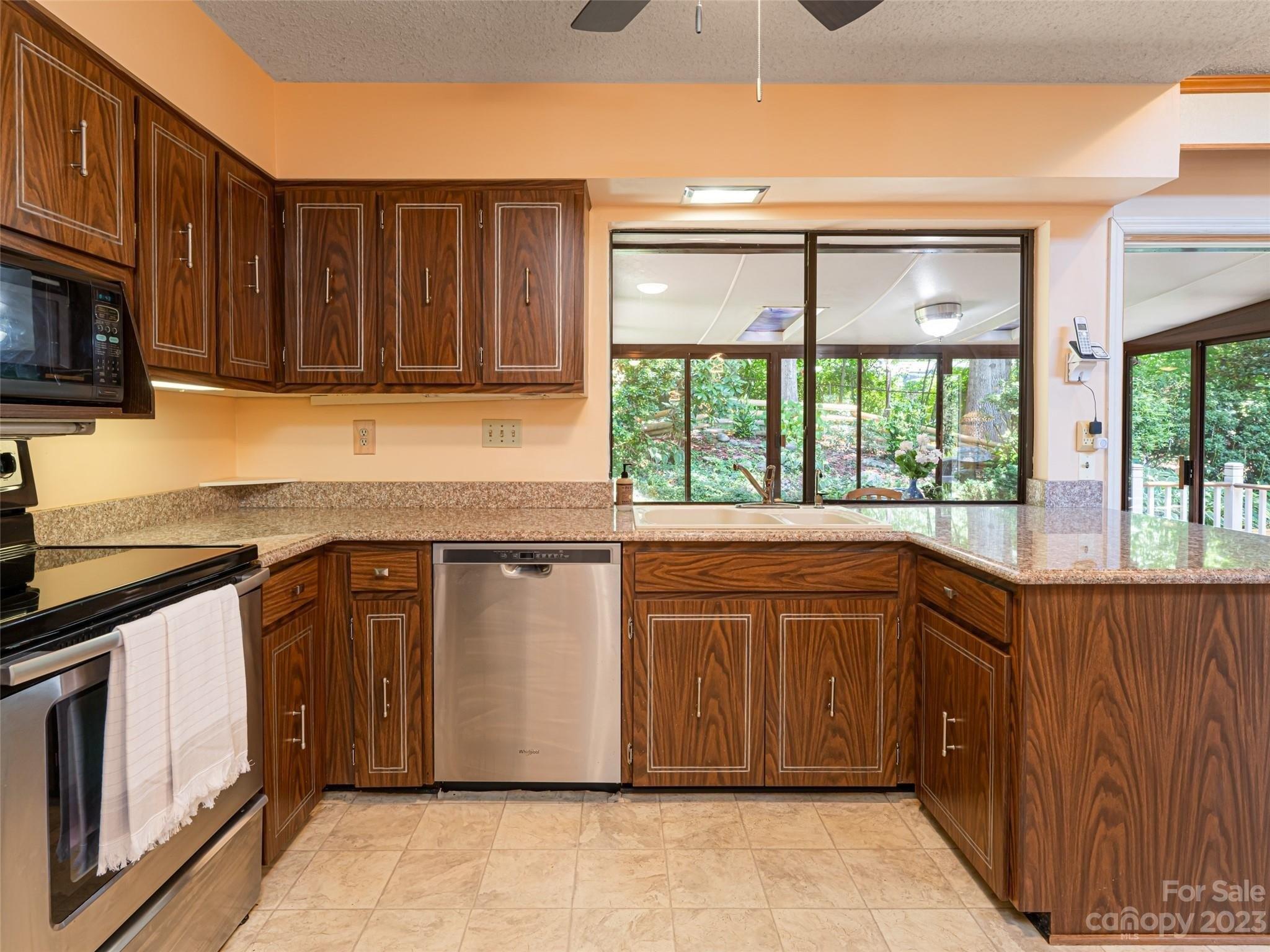 Saint Andrews Rd, Arden, NC 28704