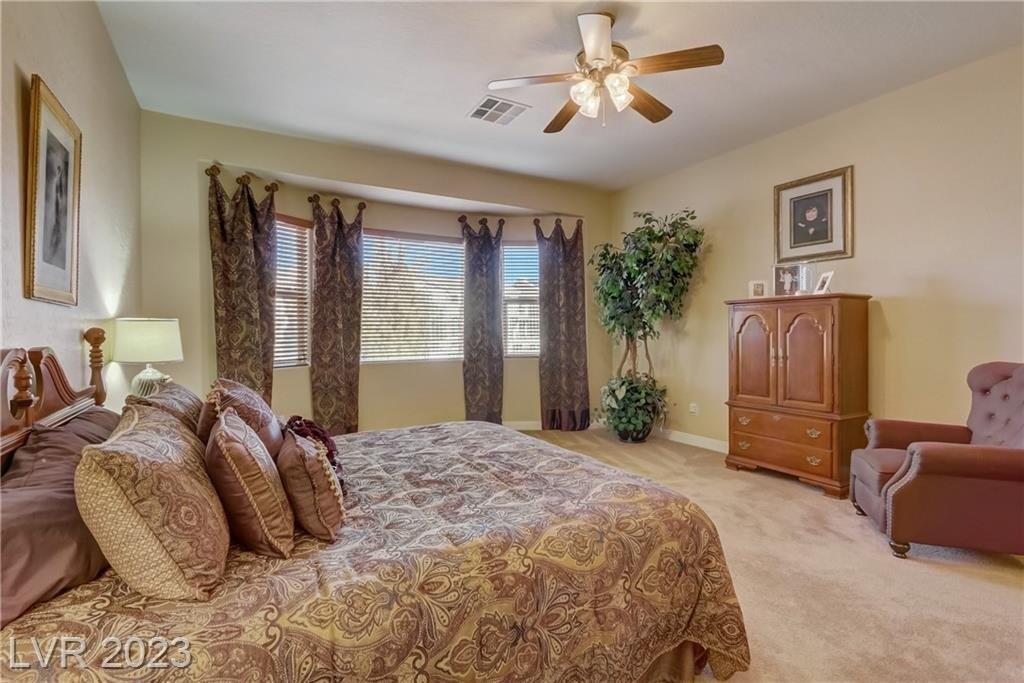 Homing Pigeon Pl, North Las Vegas, NV 89084