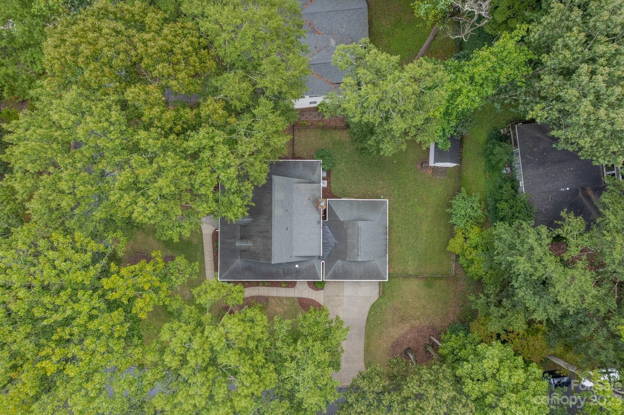 Wandering Way Dr, Charlotte, NC 28226