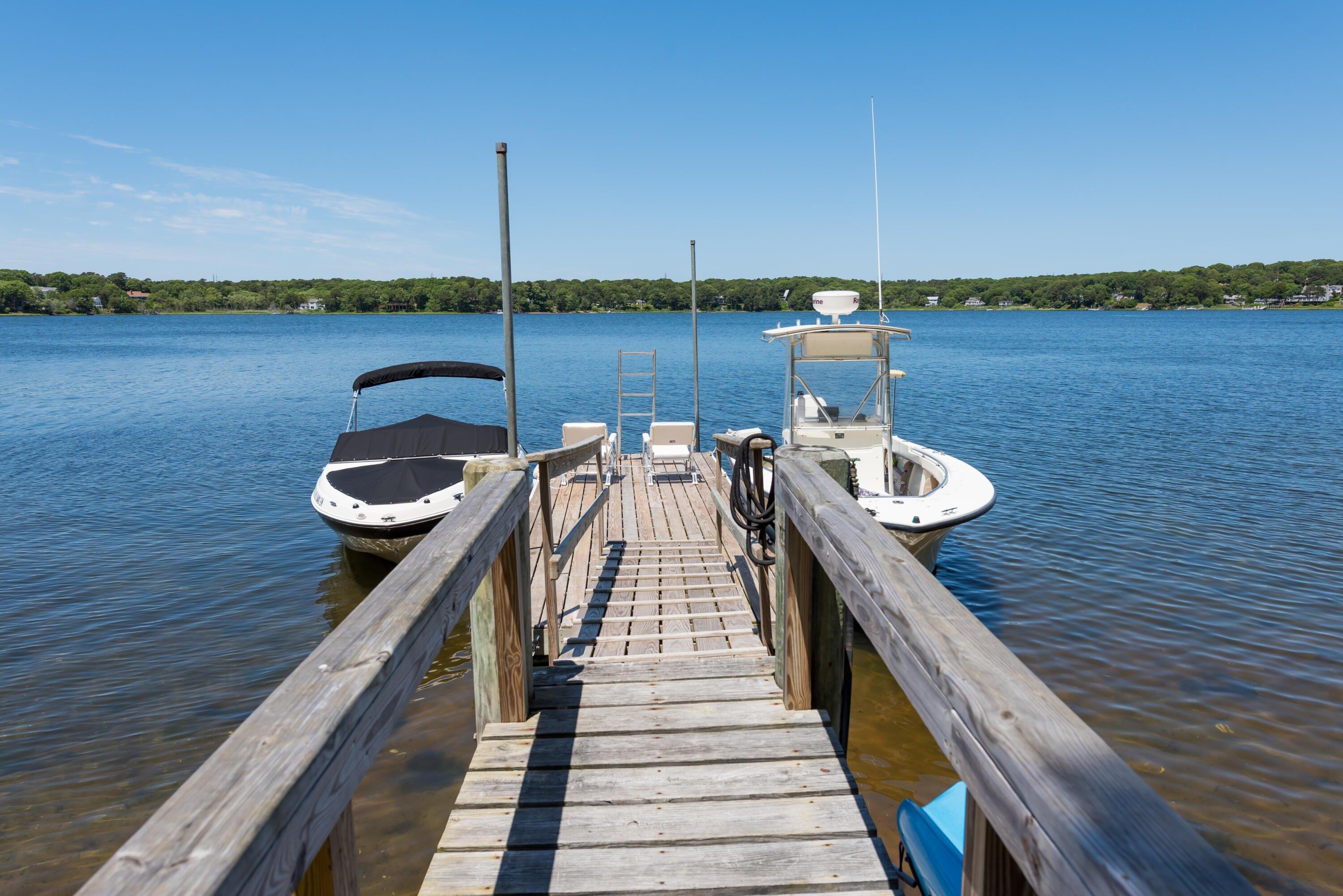 Driftwood Ln, South Yarmouth, MA 02664