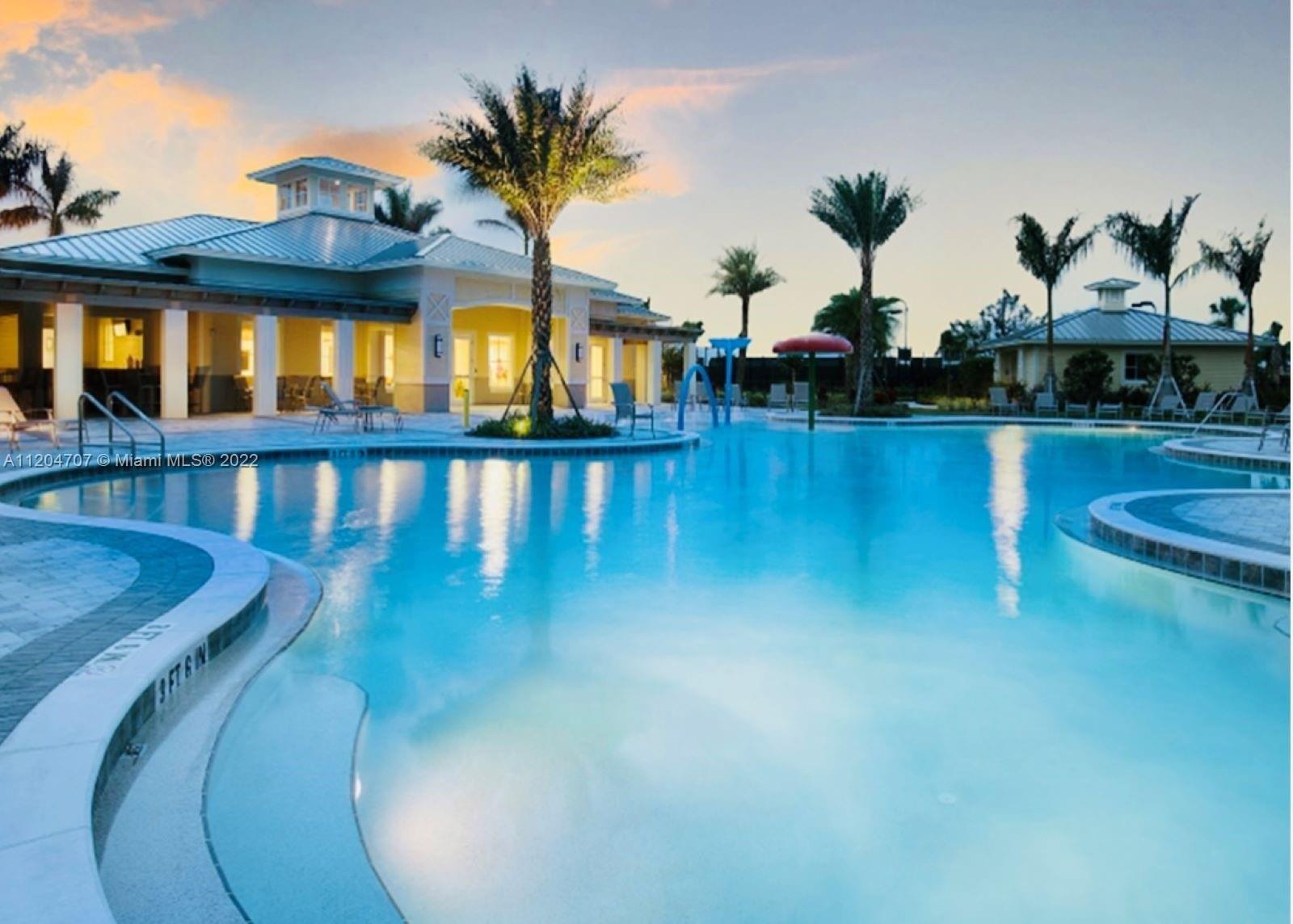 Dancy St, Naples, FL 34120